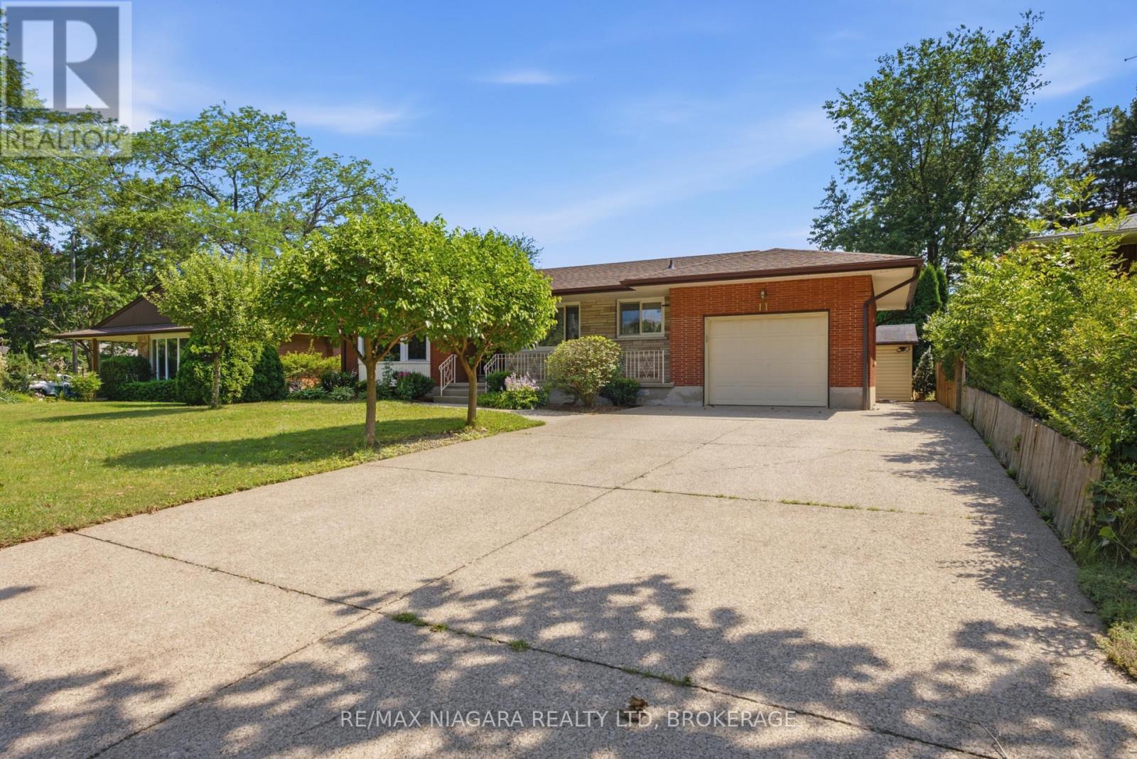 11 RICHELIEU DRIVE, St. Catharines (Vine/Linwell) — photo 2