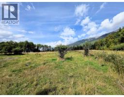 13490 Bunbury Road, Dunster, BC V0J1J0 Photo 13