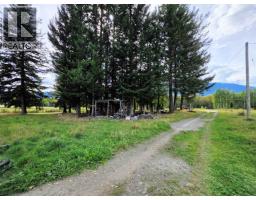 13490 Bunbury Road, Dunster, BC V0J1J0 Photo 14