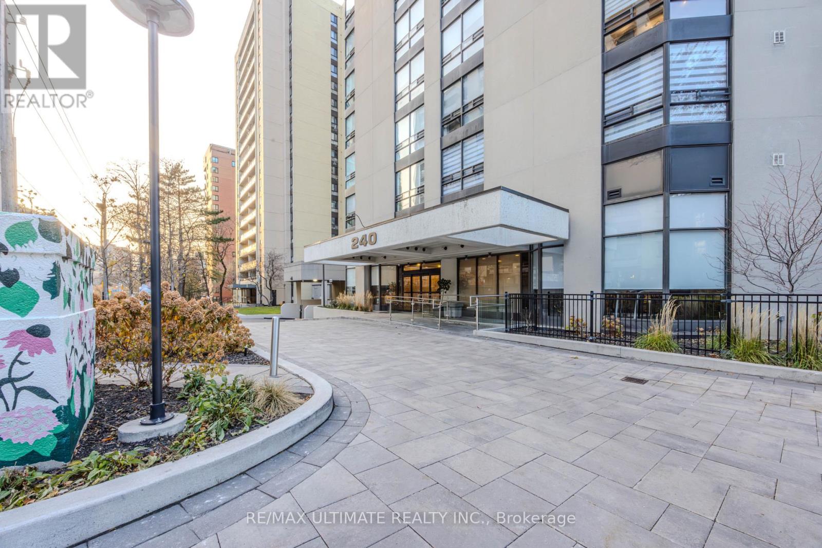 201 - 240 HEATH STREET W, Toronto (Forest Hill South) — photo 2