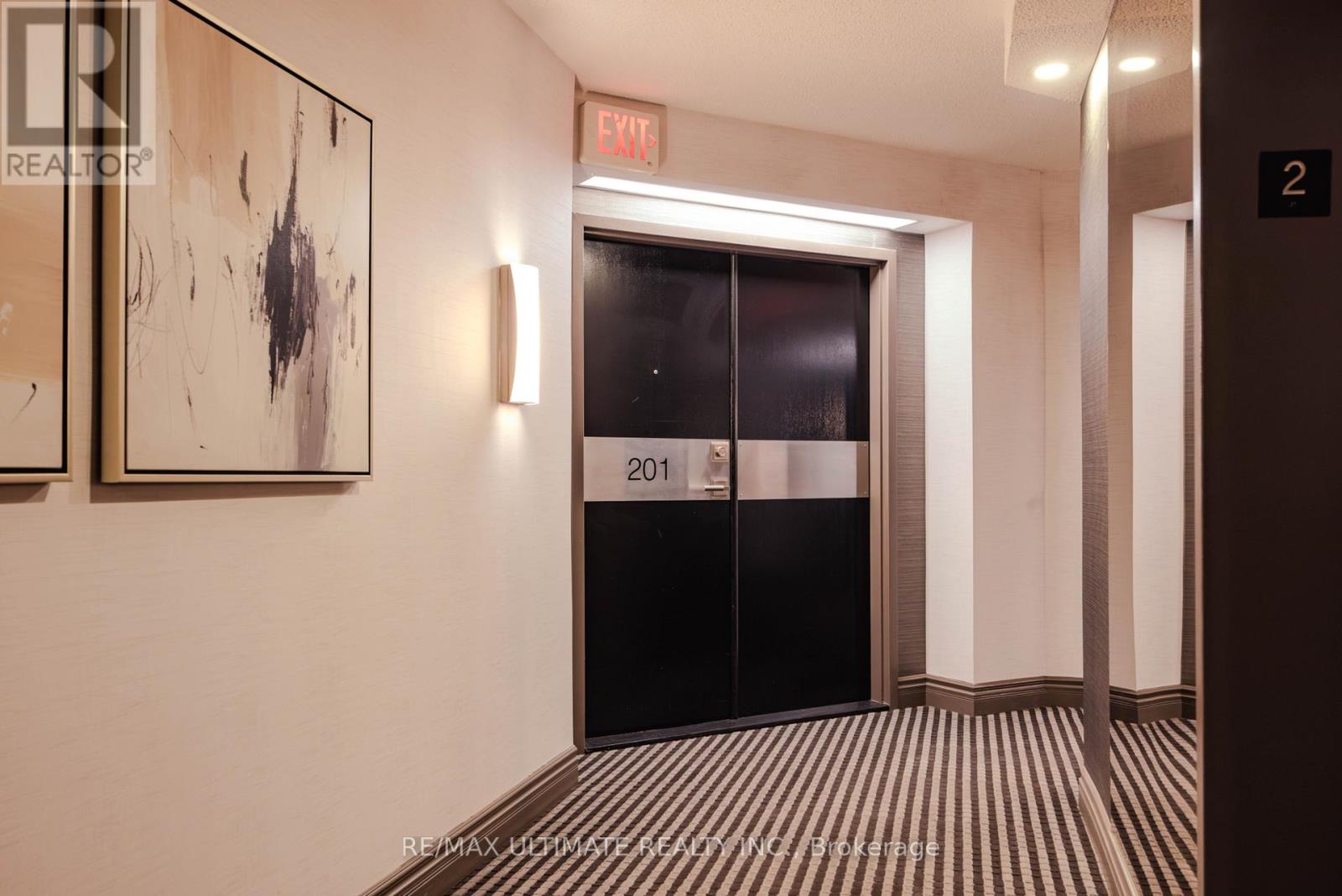201 - 240 HEATH STREET W, Toronto (Forest Hill South) — photo 8