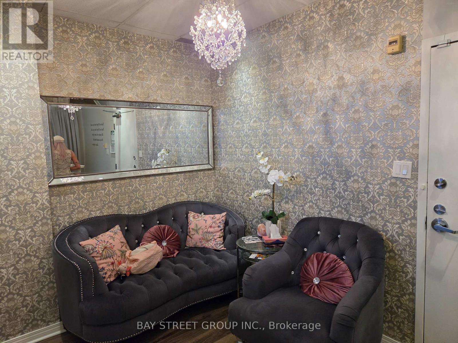 204 - 800 BATHURST STREET, Toronto (Annex) — photo 5