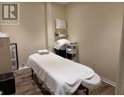 204 - 800 Bathurst Street, Toronto, ON M5R3M8 Photo 6
