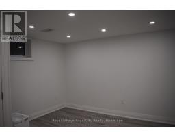 61 Nelson Court, Halton Hills, ON L7J1A5 Photo 16