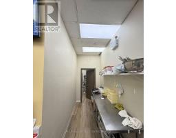 17 King Street W, Oshawa, ON L1H1A1 Photo 11