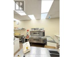 17 King Street W, Oshawa, ON L1H1A1 Photo 9