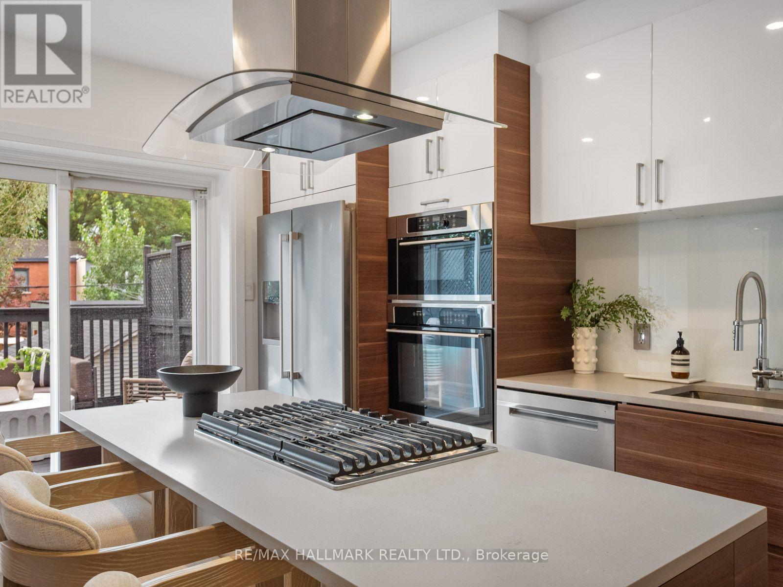 179 RIVERDALE AVENUE, Toronto (North Riverdale) — photo 12