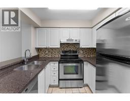 398 Eglinton Avenue E Unit# 308, Toronto, ON M4P3H8 Photo 10