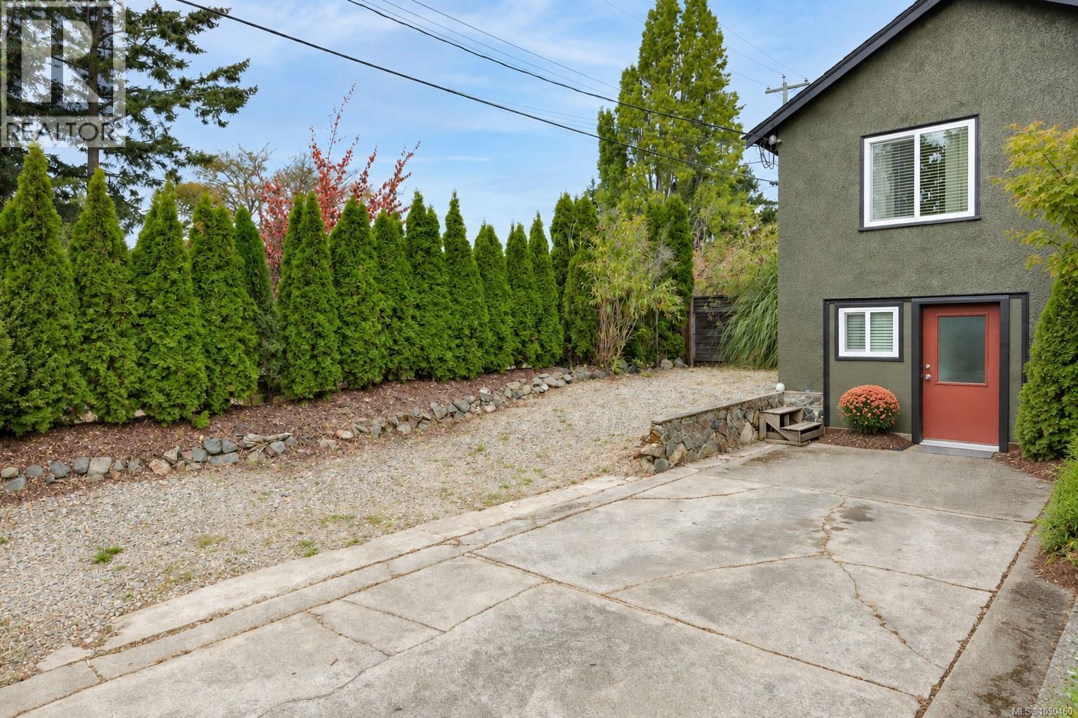  1000 Tattersall Drive, Saanich