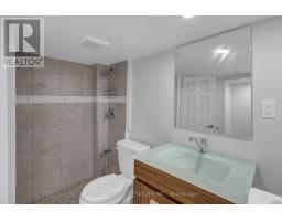 827 Craven Road, Toronto, ON M4L2Z7 Photo 11