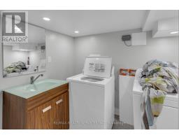 827 Craven Road, Toronto, ON M4L2Z7 Photo 10