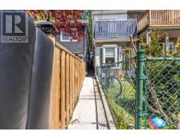 827 Craven Road, Toronto, ON M4L2Z7 Photo 28