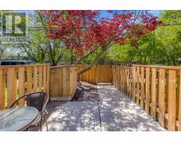 Bathroom - 827 Craven Road, Toronto, ON M4L2Z7 Photo 7