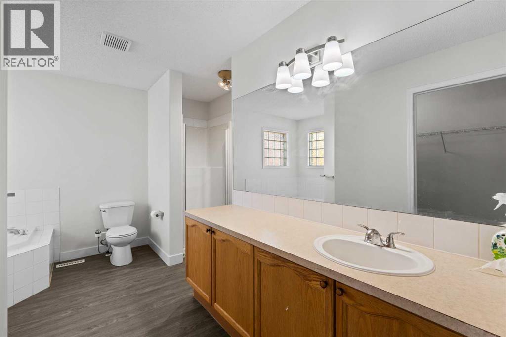118 Martha's Haven Green NE - 31