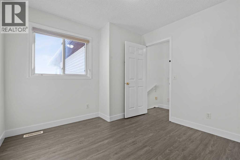 118 Martha's Haven Green NE - 37