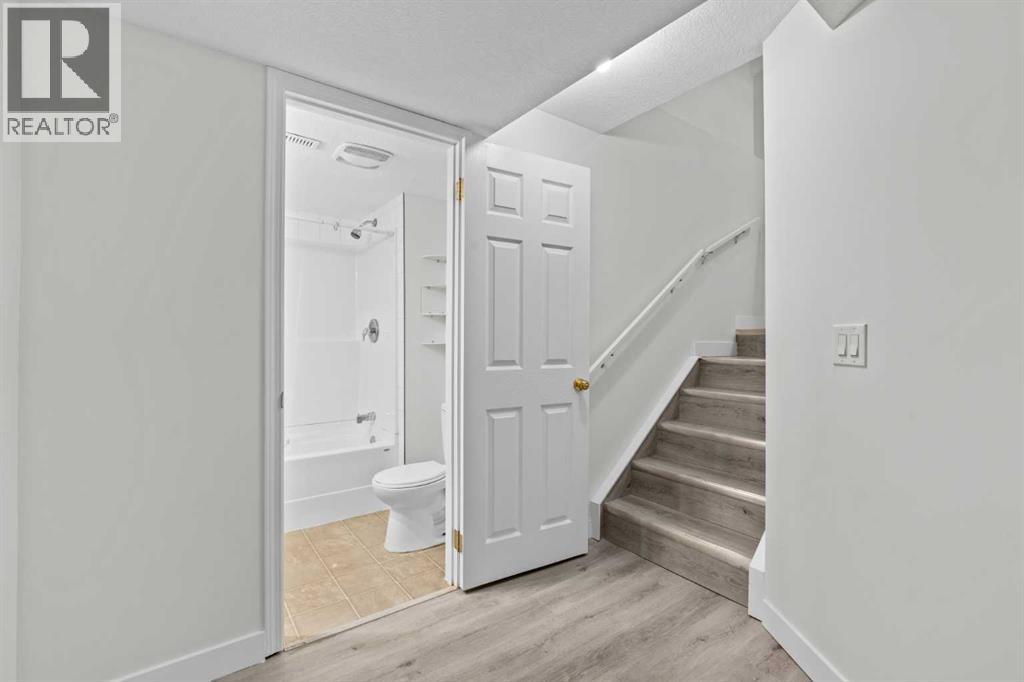 118 Martha's Haven Green NE - 39