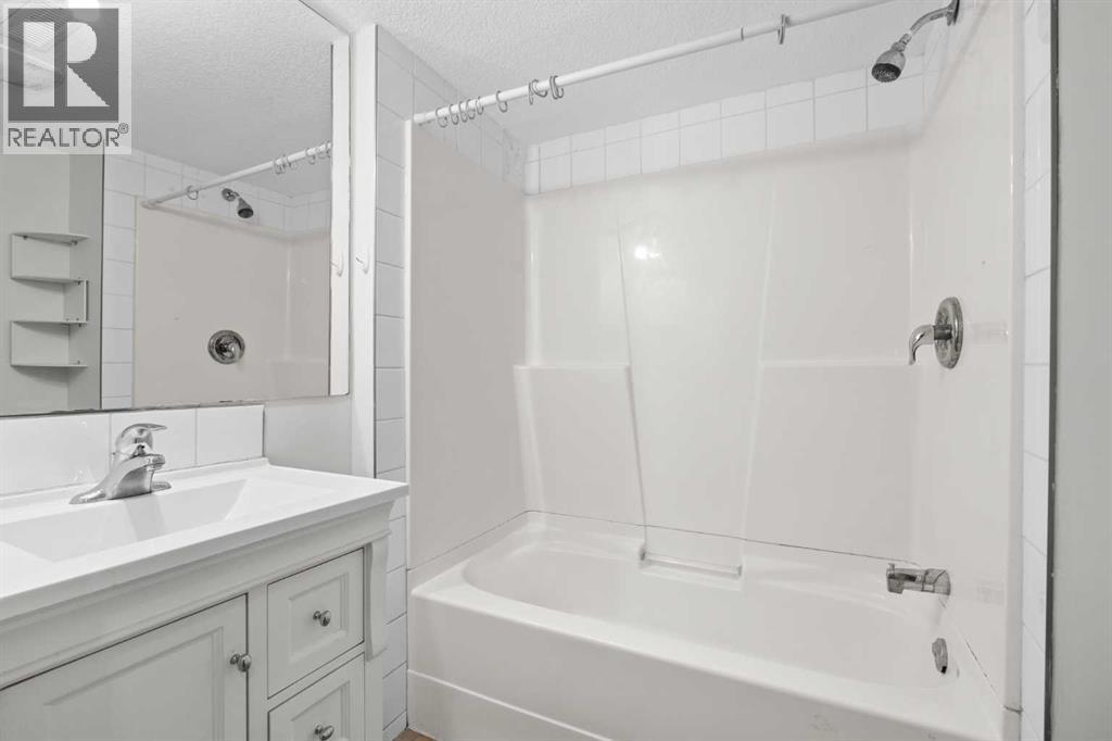 118 Martha's Haven Green NE - 40