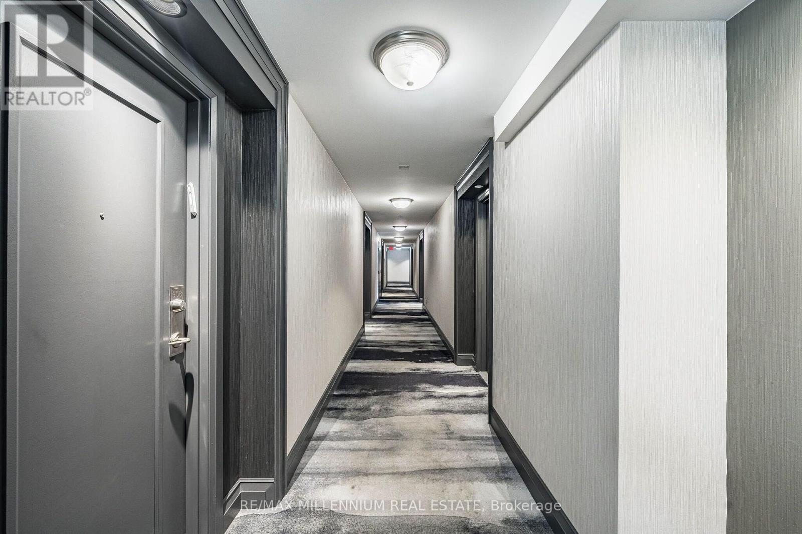 902 - 50 DISERA DRIVE, Vaughan (Beverley Glen) — photo 8