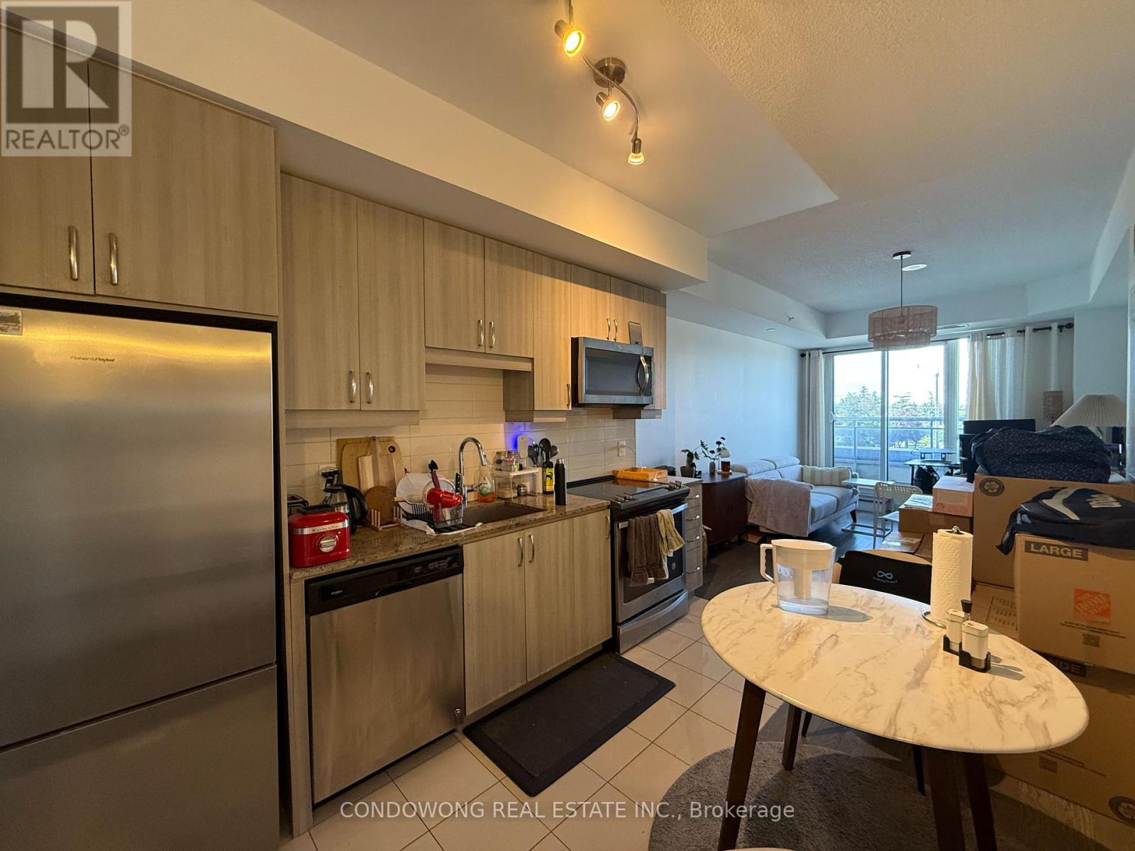 308 - 9191 YONGE STREET, Richmond Hill (Langstaff)