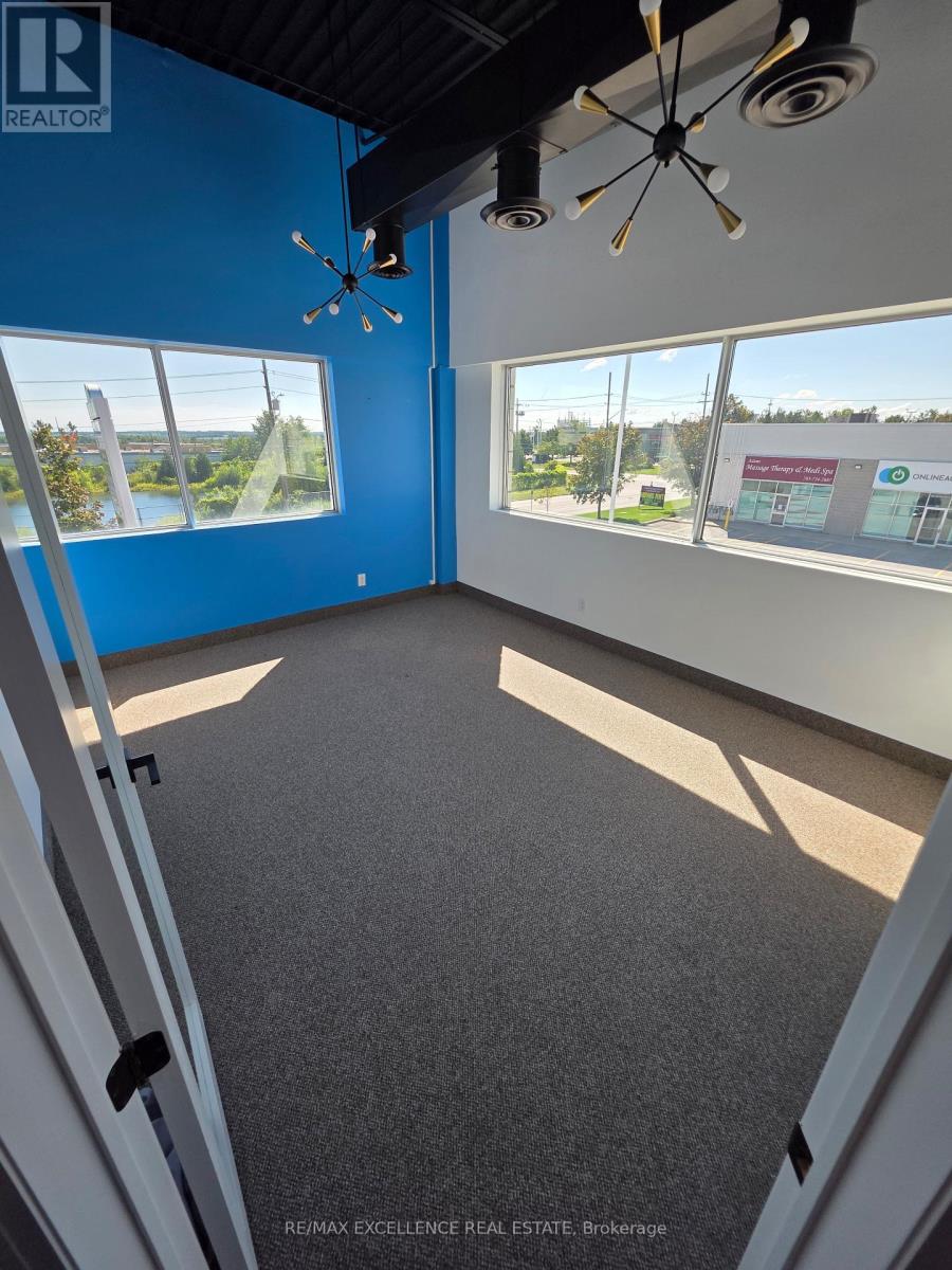 P (MEZZANINE) - 576 BRYNE DRIVE, Barrie (400 West) — photo 4