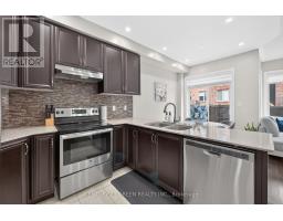 27 Padbury Trail, Brampton, ON L7A4V2 Photo 8