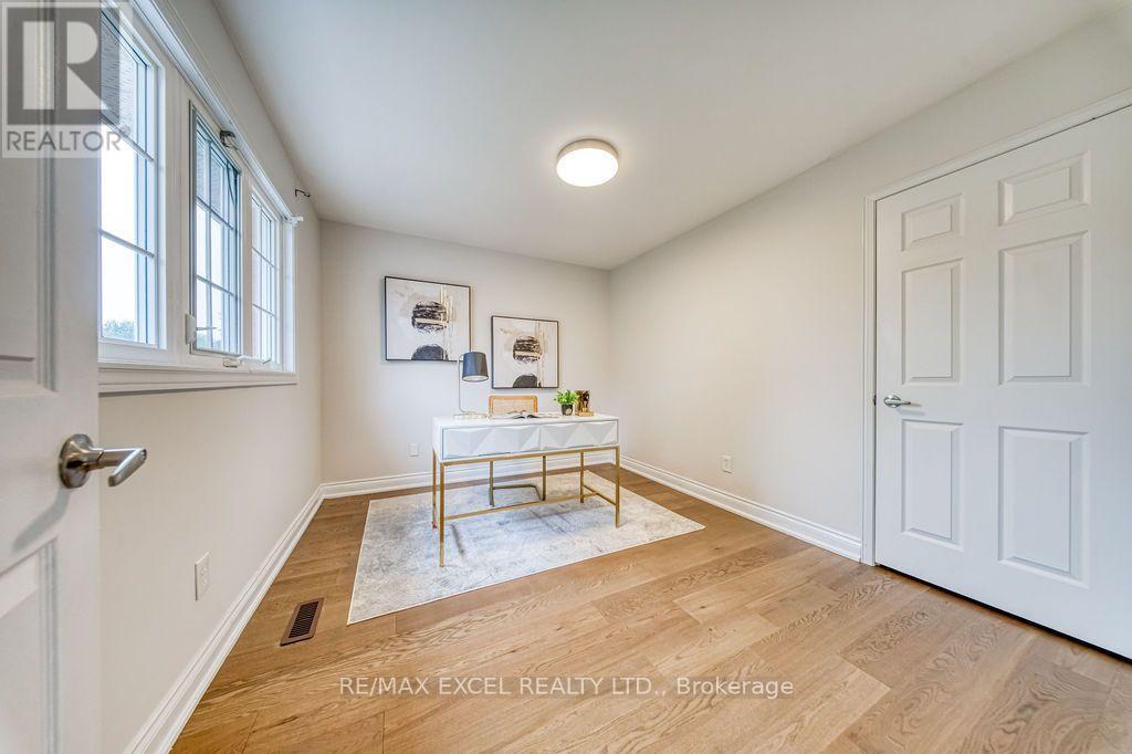 2105 OAKMEAD BOULEVARD - Image 29