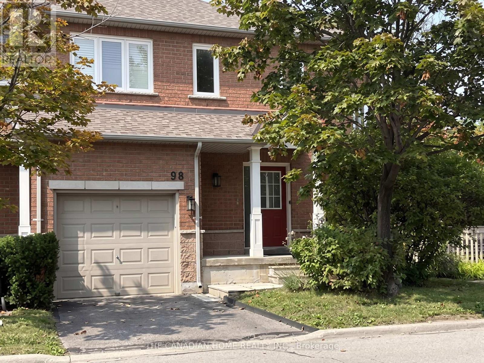 Photo of 833 Scollard Court