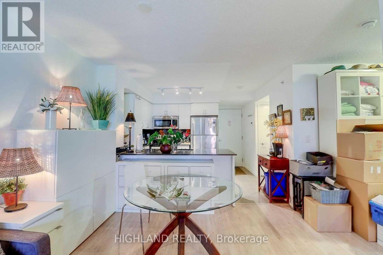 303 - 800 LAWRENCE AVENUE W, Toronto (Yorkdale-Glen Park) — photo 8