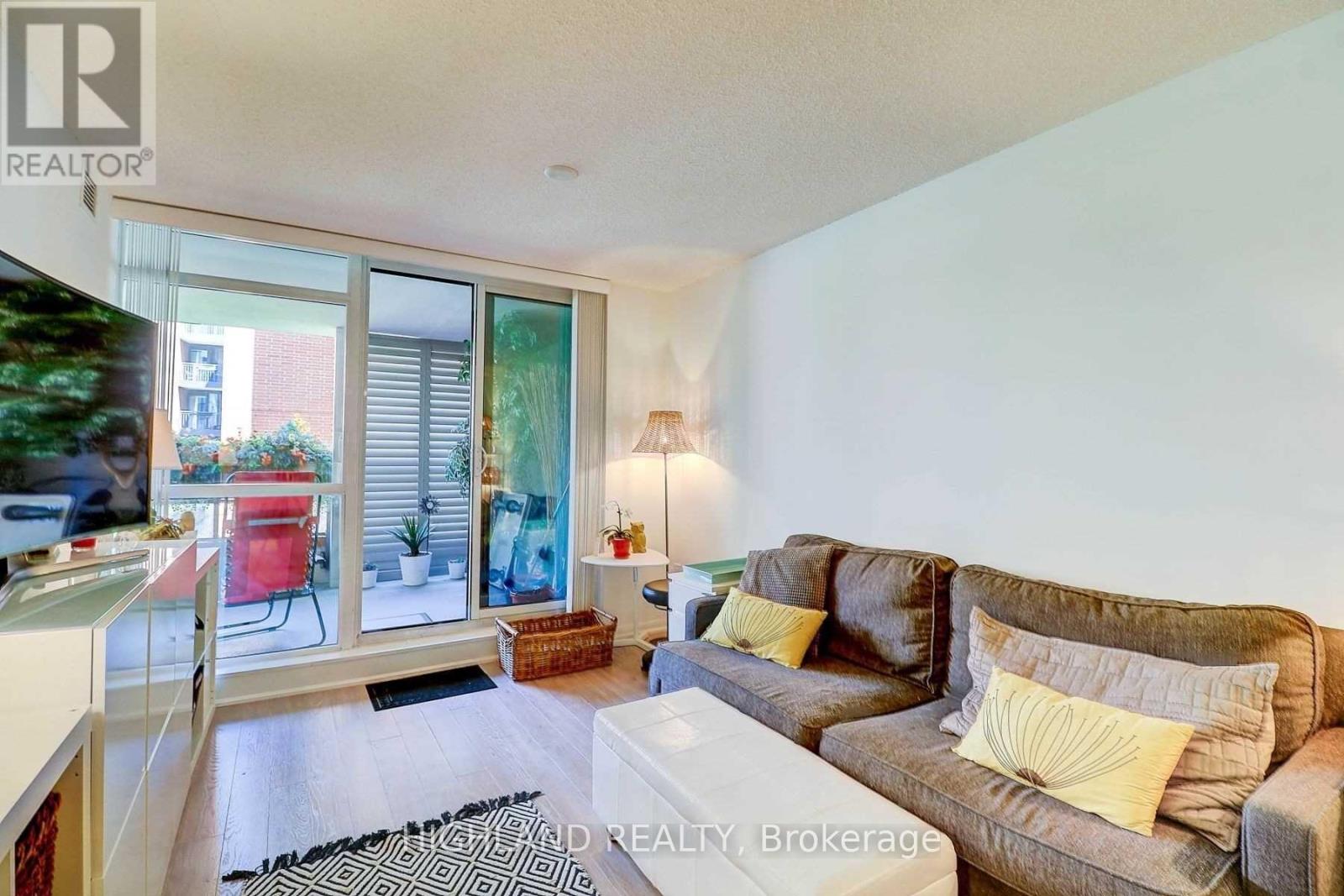 303 - 800 LAWRENCE AVENUE W, Toronto (Yorkdale-Glen Park) — photo 9