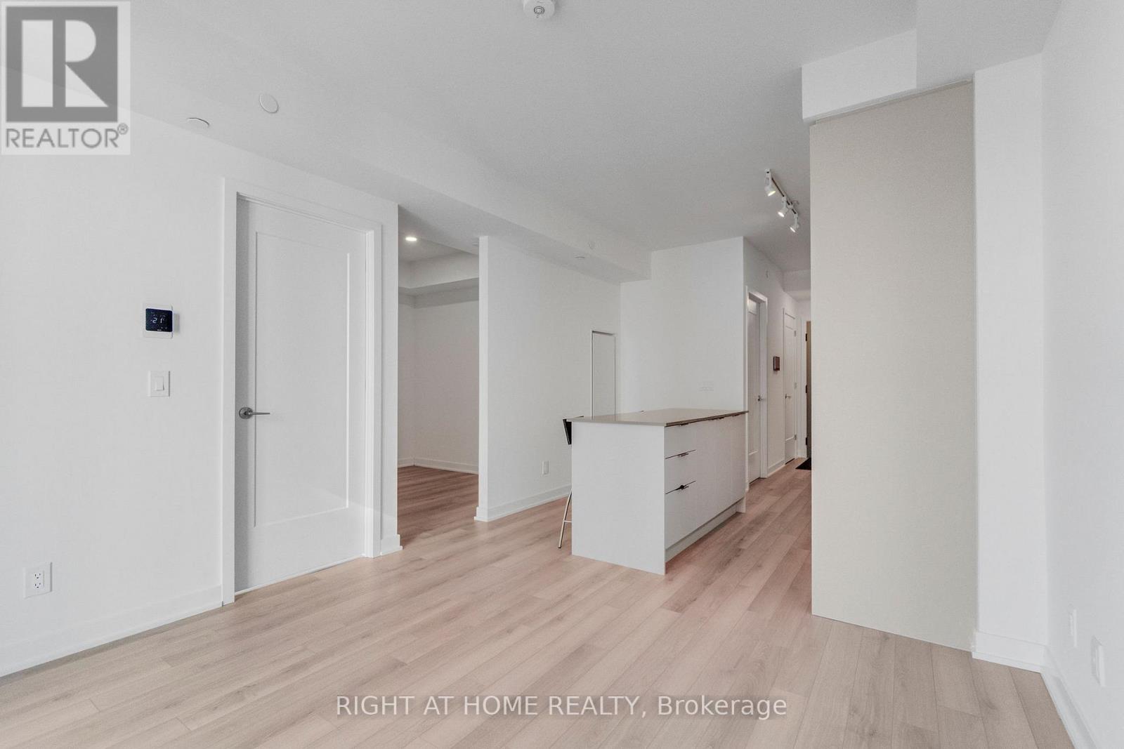 902 - 3071 TRAFALGAR ROAD, Oakville (JM Joshua Meadows) — photo 12