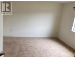 905 Orr Court, Kitchener, ON N2R1R4 Photo 11