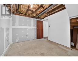 176 Avalon Place, Kitchener, ON N2M4N8 Photo 25