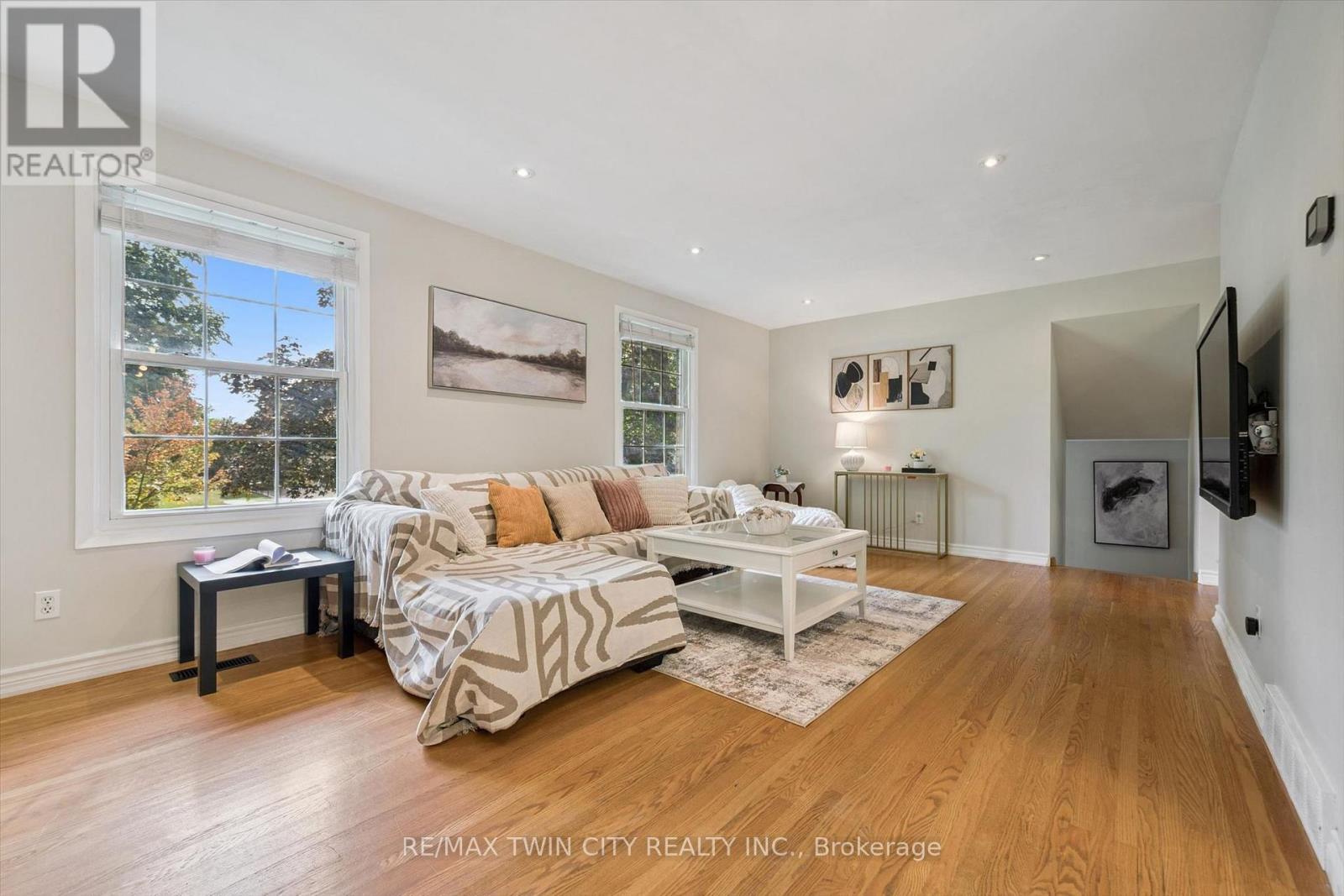 58 BRADLEY DRIVE, Kitchener — photo 7