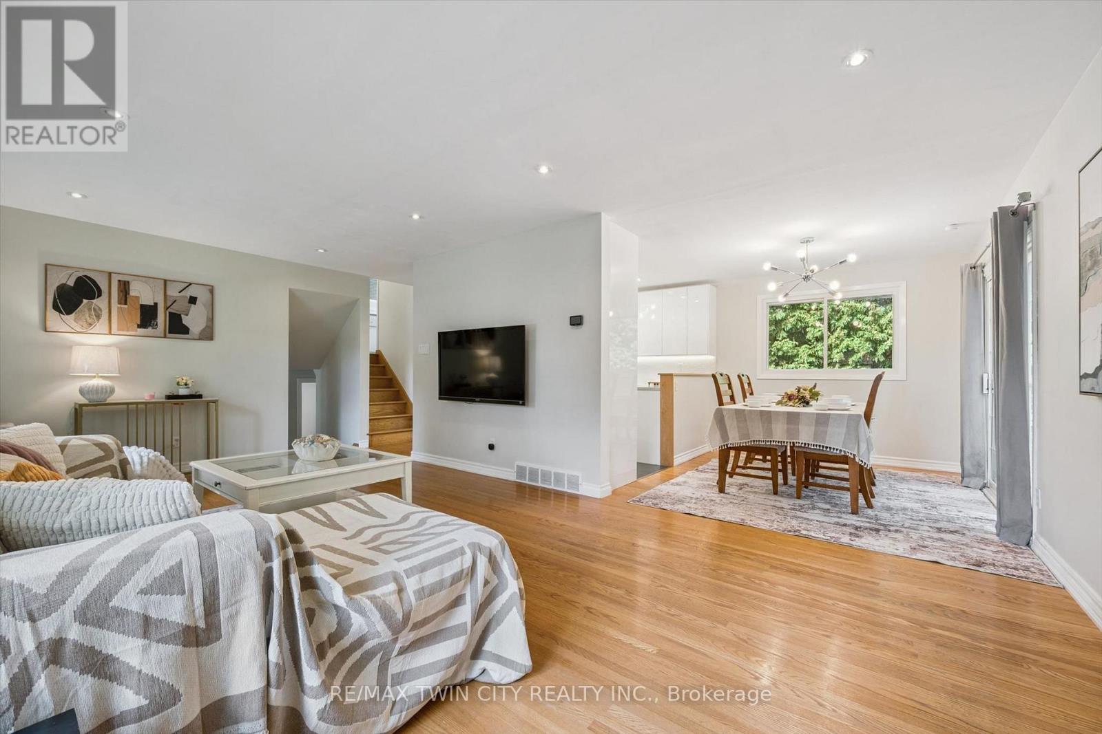 58 BRADLEY DRIVE, Kitchener — photo 8
