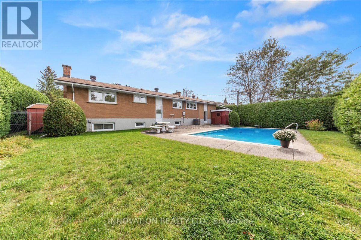 25 BRENT AVENUE - 22