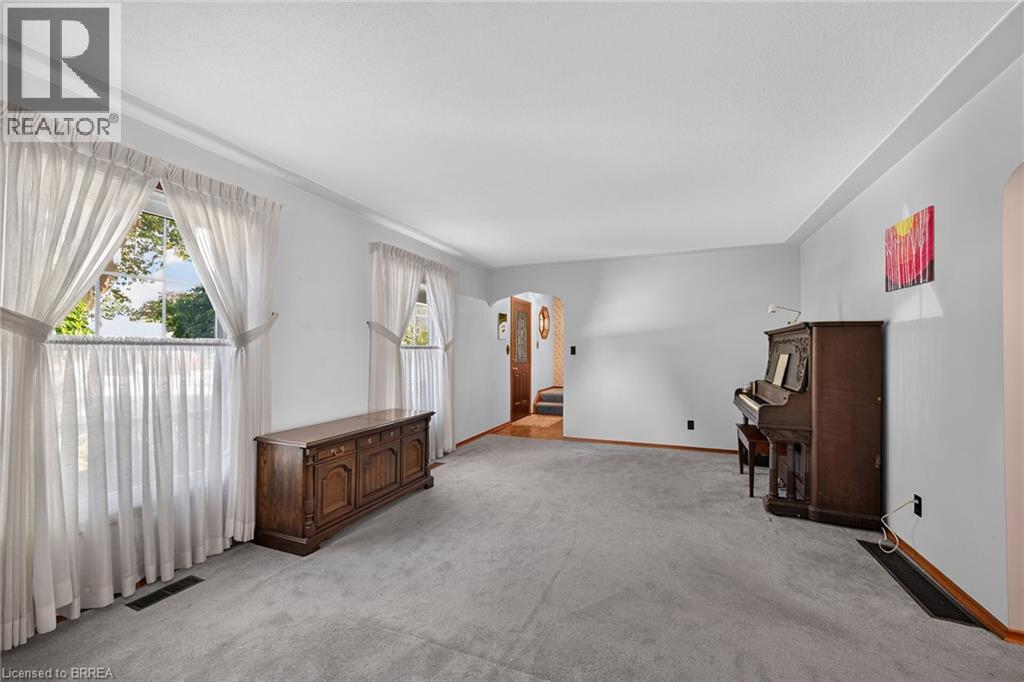 5 RATHBUN Place, Brantford — photo 10