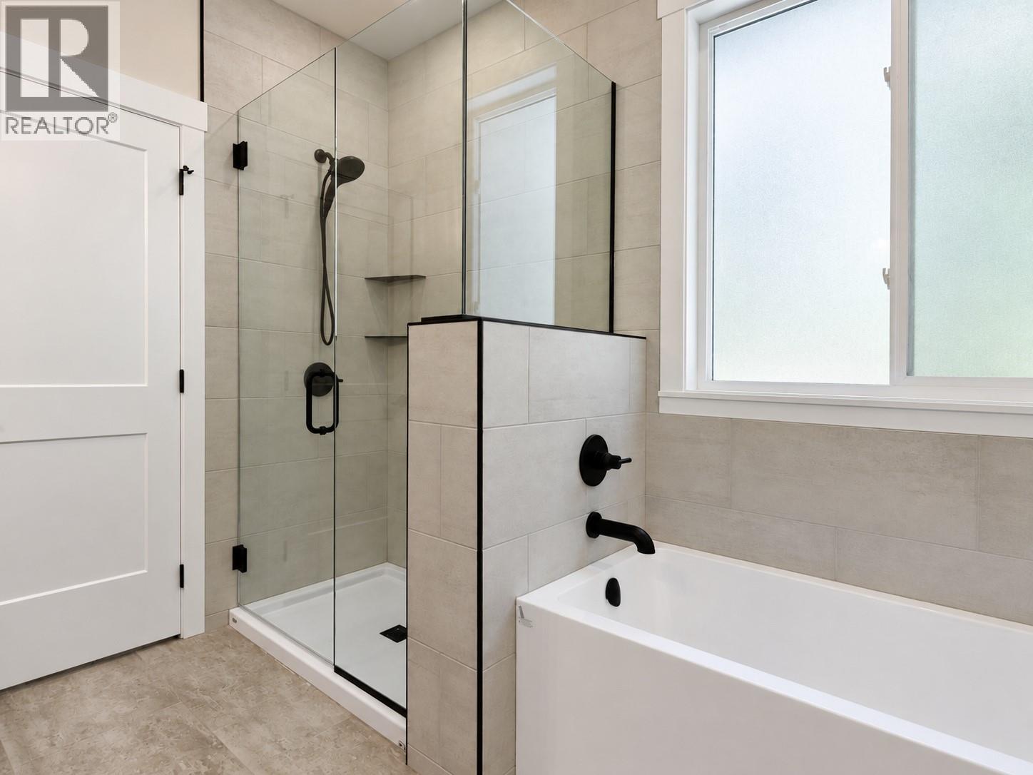 1450 21 Street NE - Image 11