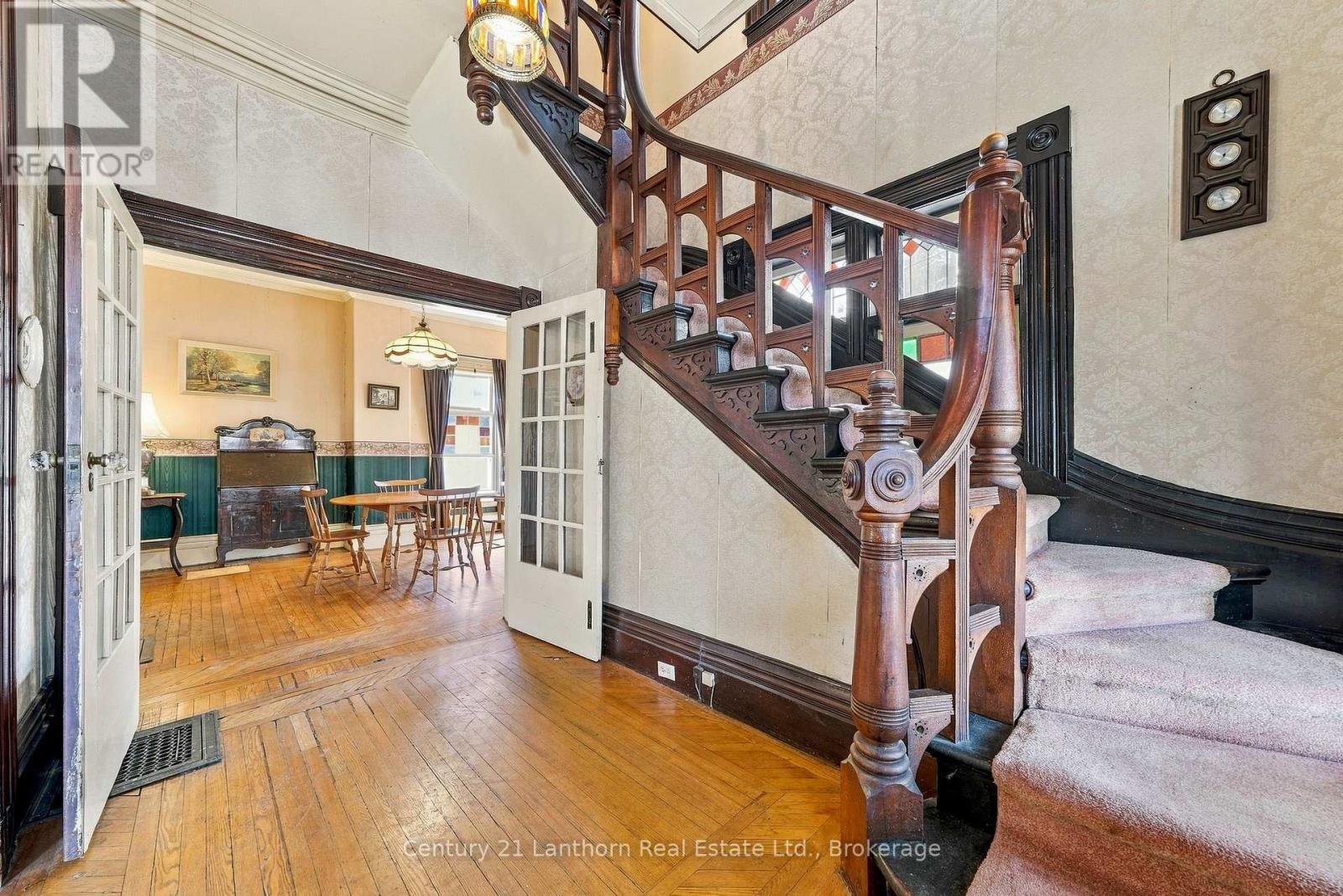 77 QUEEN STREET, Belleville (Belleville Ward) — photo 12