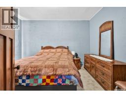 410 Grandview Street W, Moose Jaw, SK S6H5L1 Photo 12