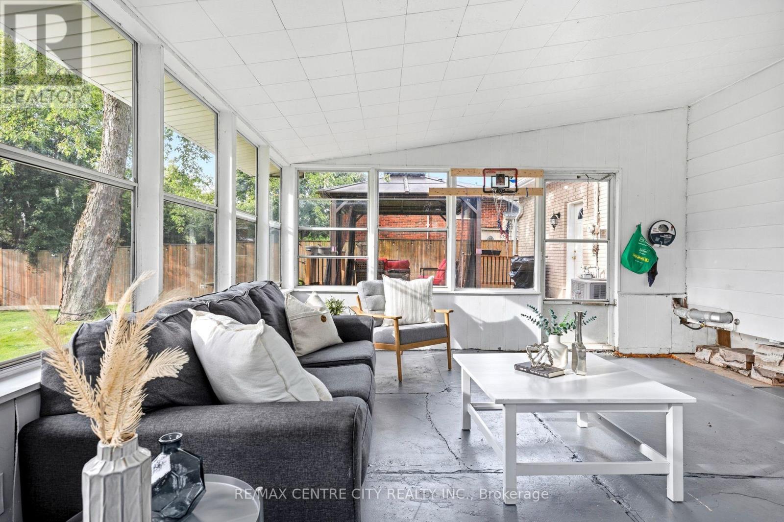 17 BUTLER DRIVE, St. Thomas — photo 11