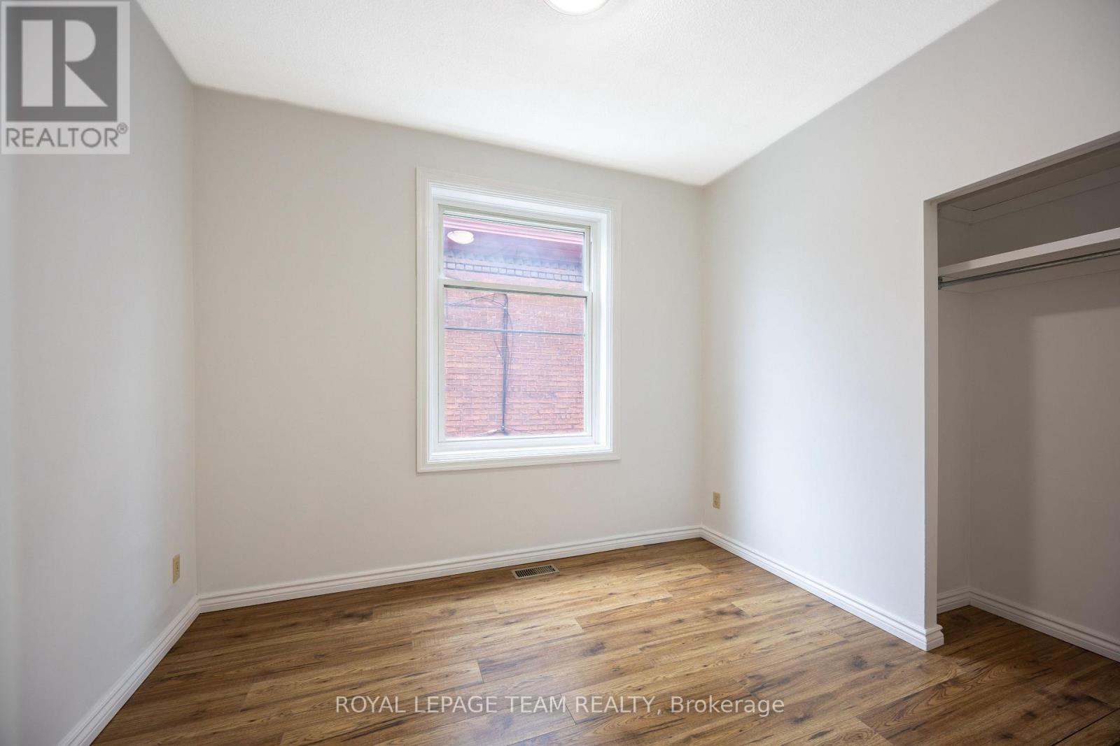 301 SOMERSET STREET E - Image 31