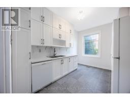 Bathroom - 301 Somerset Street E, Ottawa, ON K1N6V9 Photo 11