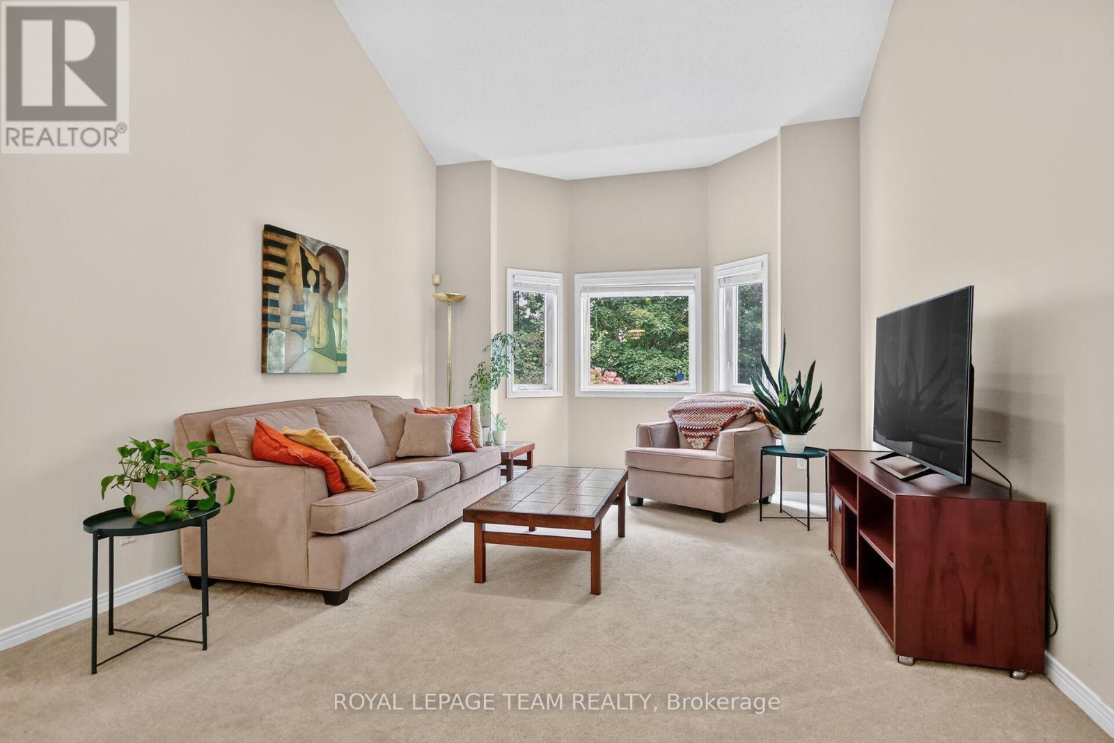 23 GRASSY PLAINS DRIVE, Ottawa — photo 9