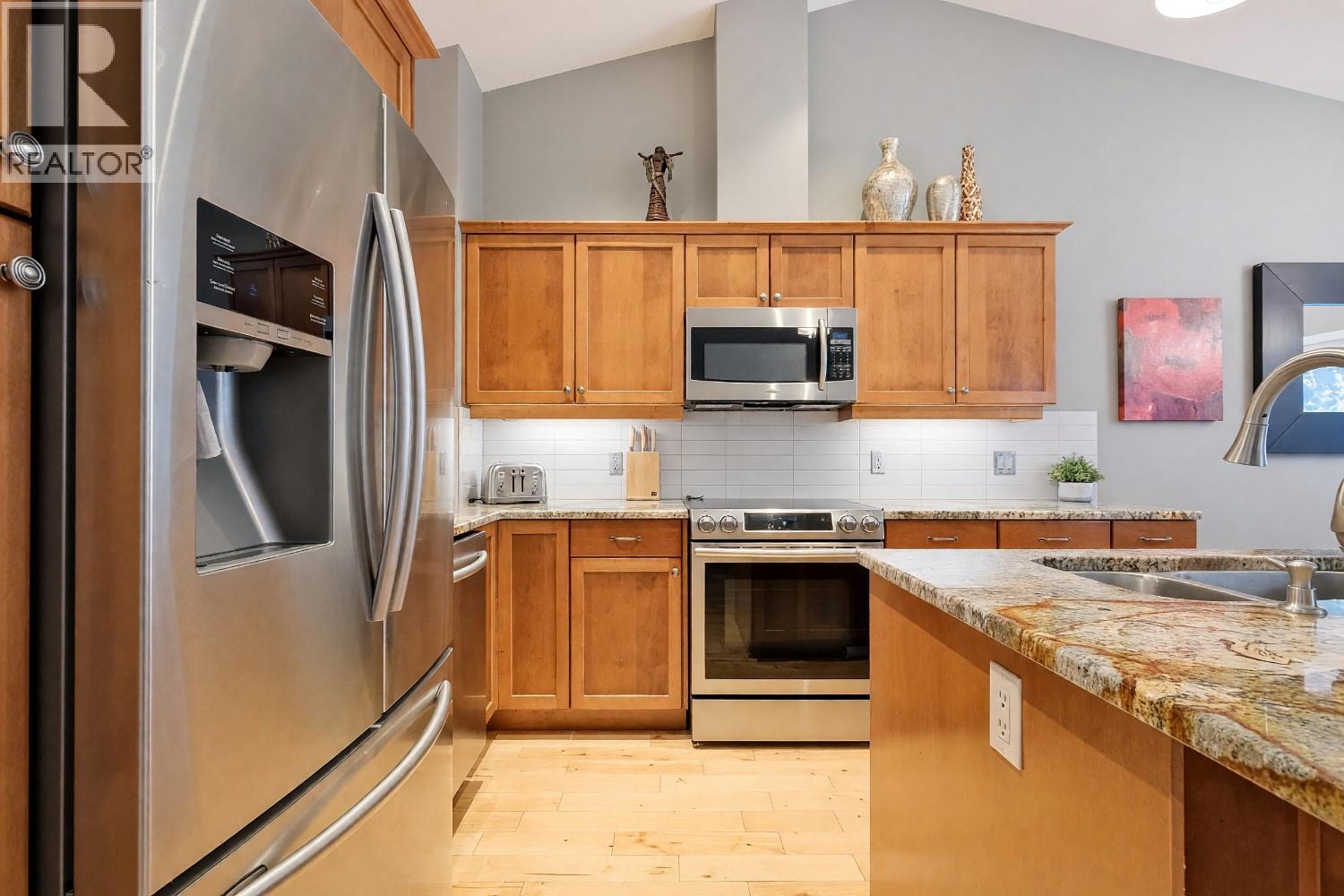 #5 2175 Shannon Ridge Drive - 24