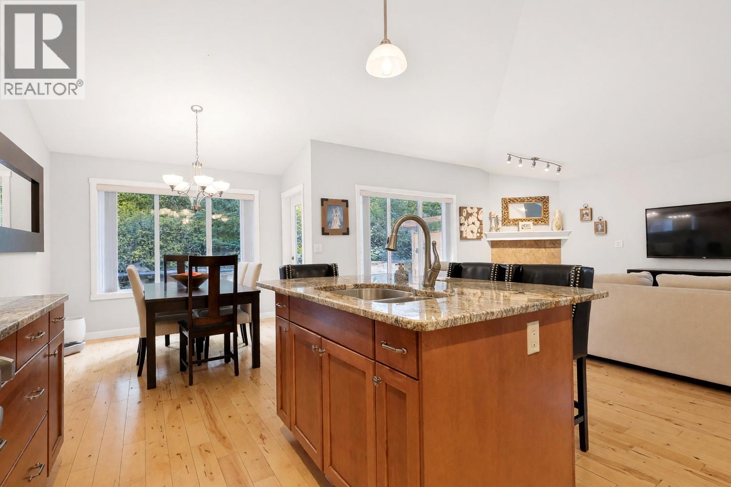 #5 2175 Shannon Ridge Drive - Image 23