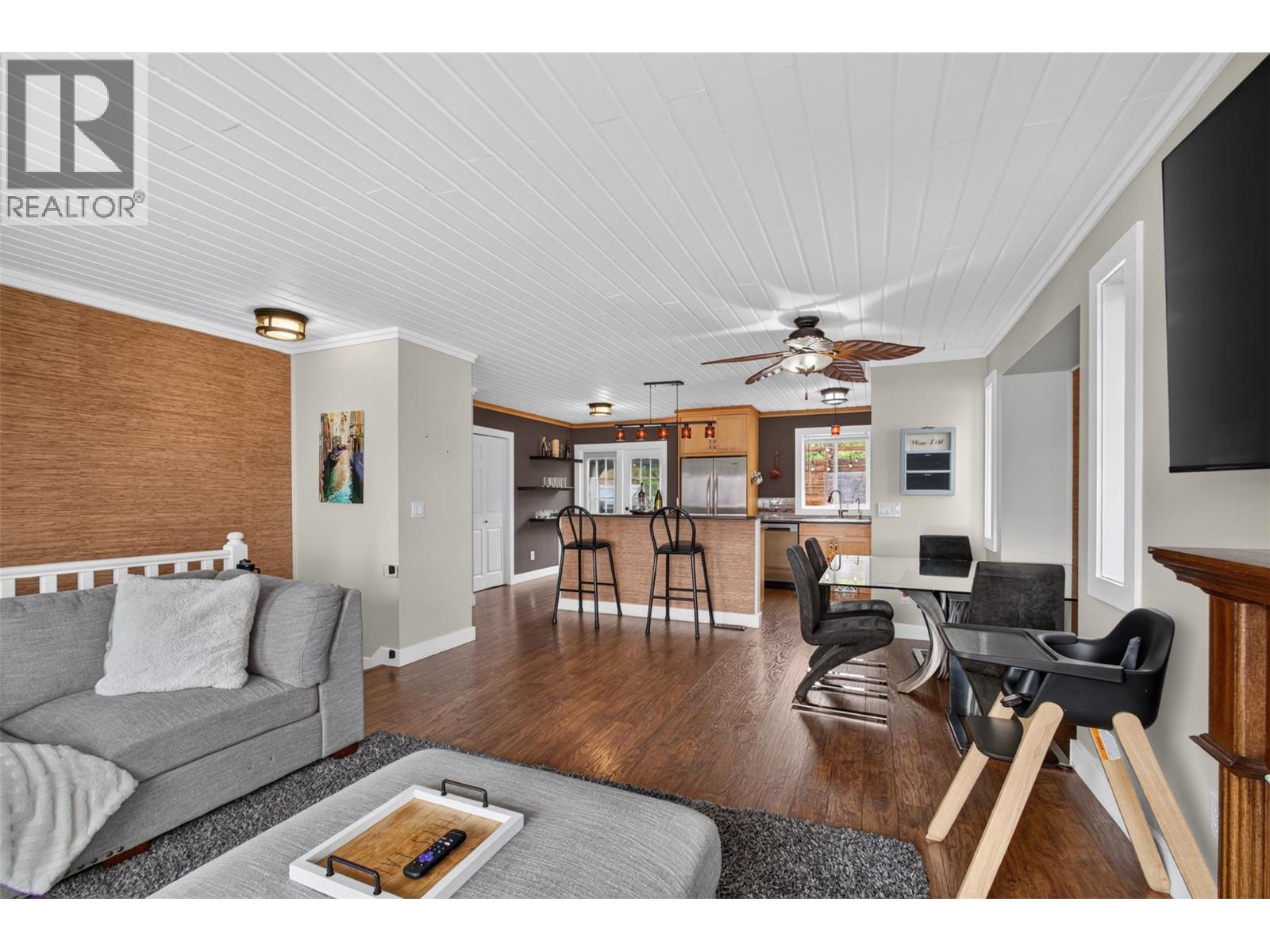 423 2440 Old Okanagan Highway, West Kelowna
