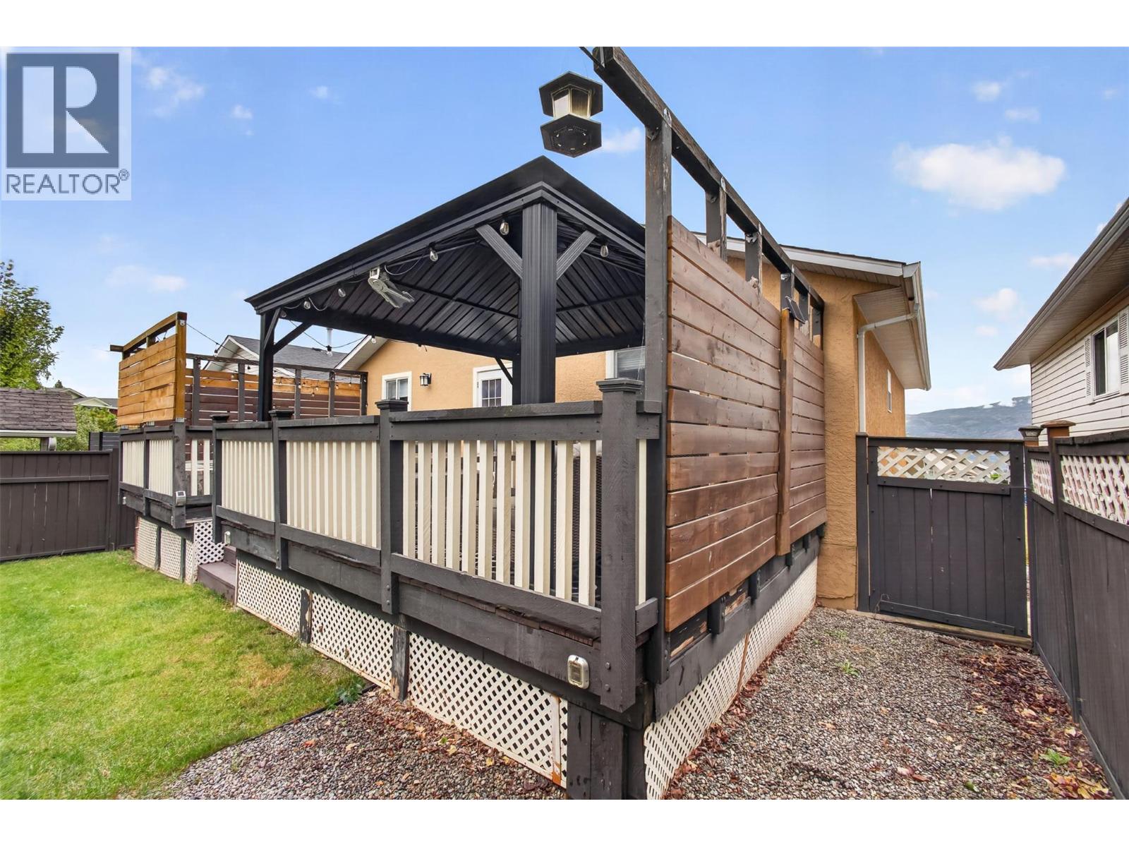 423 2440 Old Okanagan Highway, West Kelowna