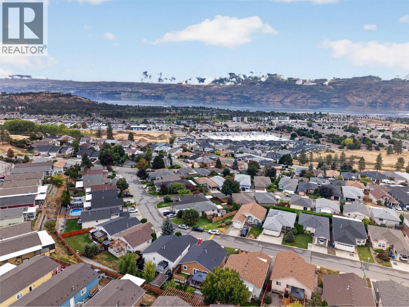 423 2440 Old Okanagan Highway, West Kelowna