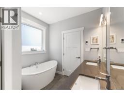 711 Salal St, Campbell River, BC V9H0E3 Photo 23