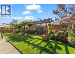 711 Salal St, Campbell River, BC V9H0E3 Photo 37